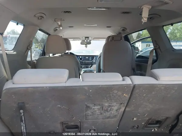 KNDMB5C12H6341132 2017 KIA SEDONA - Image 8
