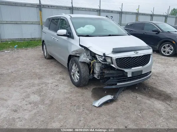 KNDMB5C12H6342961 2017 KIA SEDONA - Image 1