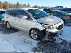 KNDMB5C12J6357840 2018 KIA SEDONA