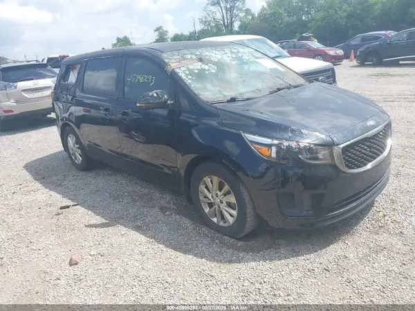 KNDMB5C12J6372872 2018 KIA SEDONA - Image 1