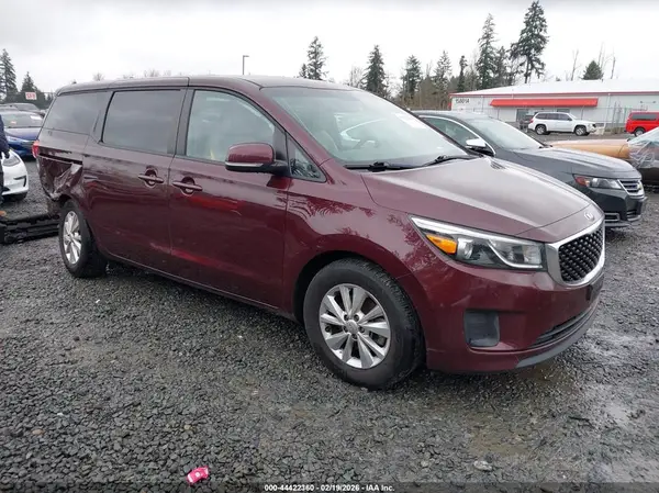 KNDMB5C12J6394192 2018 KIA SEDONA - Image 1