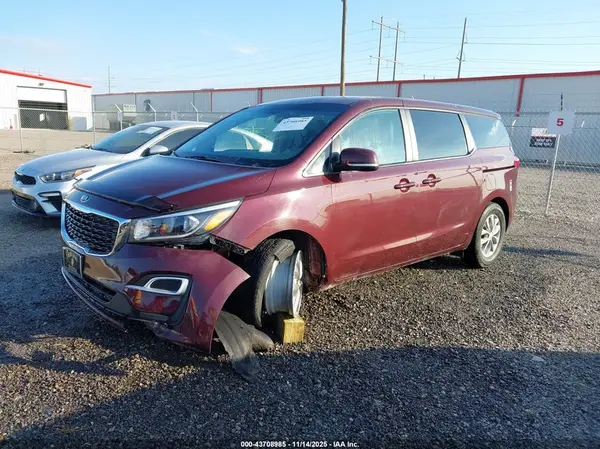 KNDMB5C12K6512632 2019 KIA SEDONA - Image 2