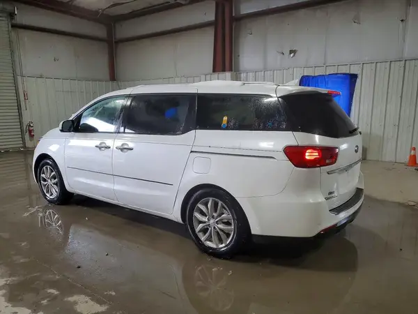 KNDMB5C12L6574887 2020 KIA SEDONA - Image 2