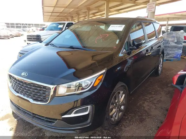 KNDMB5C12L6580785 2020 KIA SEDONA - Image 2