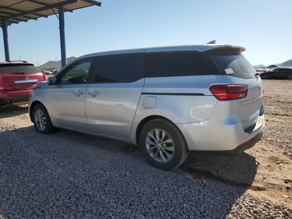 KNDMB5C12L6634473 2020 KIA SEDONA - Image 2