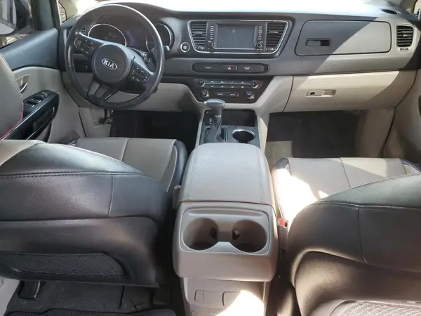 KNDMB5C12L6637034 2020 KIA SEDONA - Image 8