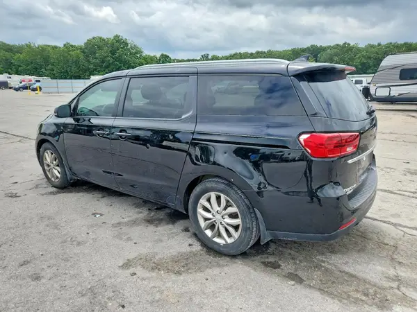 KNDMB5C12L6648082 2020 KIA SEDONA - Image 2