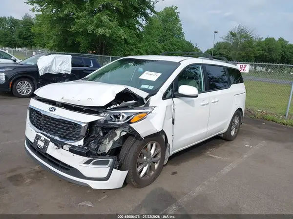 KNDMB5C12L6657851 2020 KIA SEDONA - Image 2