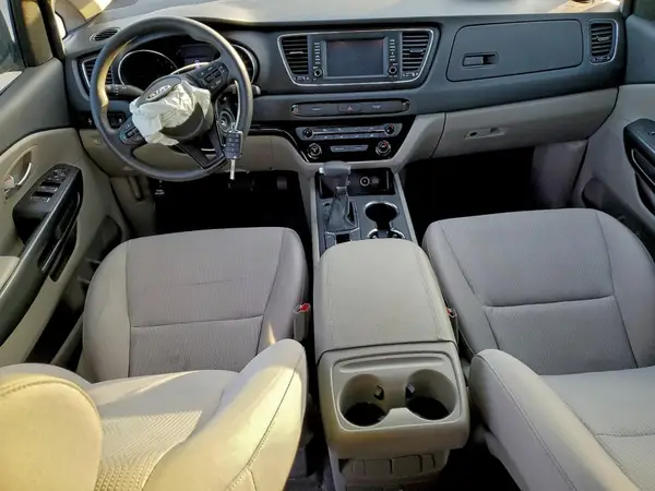 KNDMB5C12M6670200 2021 KIA SEDONA - Image 8