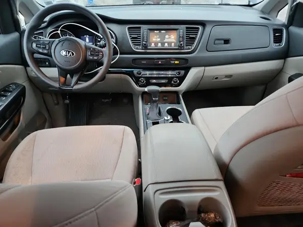 KNDMB5C12M6673811 2021 KIA SEDONA - Image 8