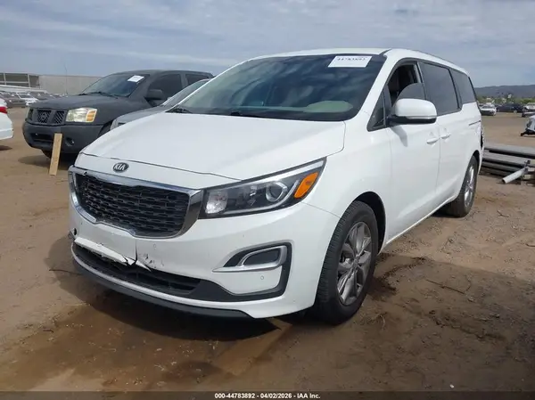 KNDMB5C12M6675235 2021 KIA SEDONA - Image 2