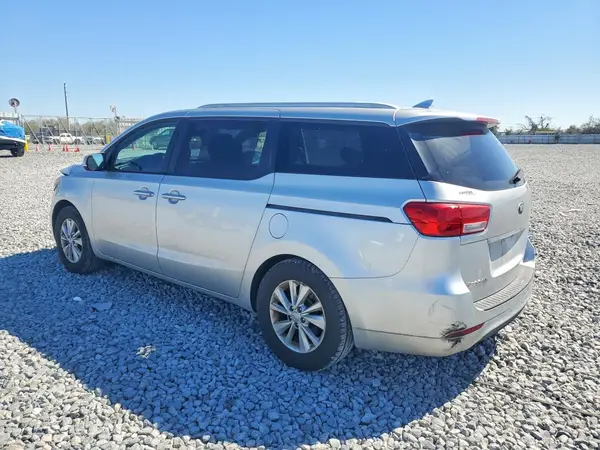 KNDMB5C13G6081774 2016 KIA SEDONA - Image 2