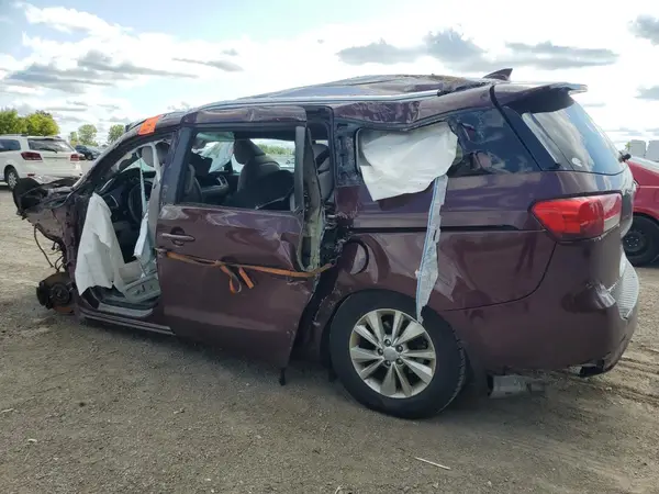 KNDMB5C13G6087963 2016 KIA SEDONA - Image 2
