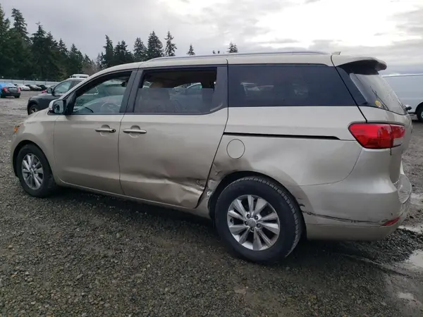 KNDMB5C13G6089812 2016 KIA SEDONA - Image 2