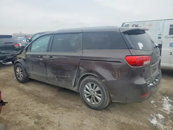 KNDMB5C13G6093147 2016 KIA SEDONA - Image 2