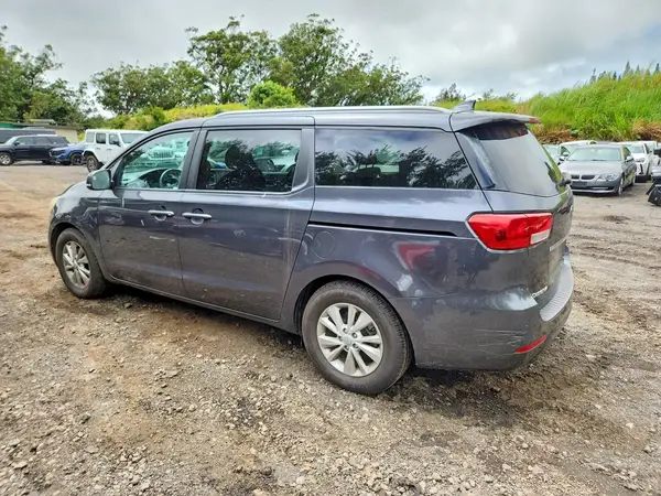 KNDMB5C13G6100789 2016 KIA SEDONA - Image 2