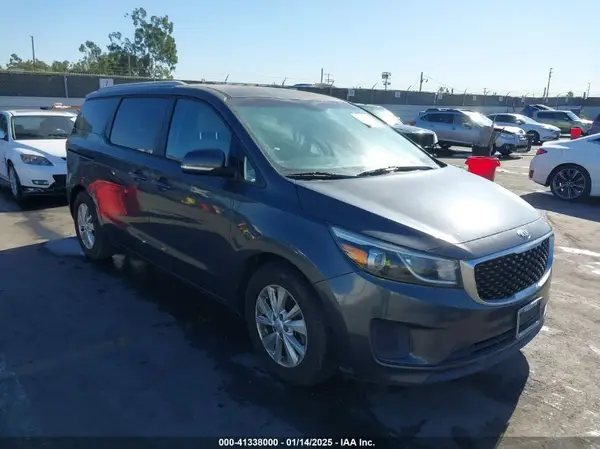 KNDMB5C13G6101070 2016 KIA SEDONA - Image 1