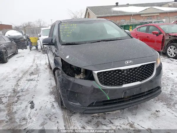 KNDMB5C13G6110237 2016 KIA SEDONA - Image 1