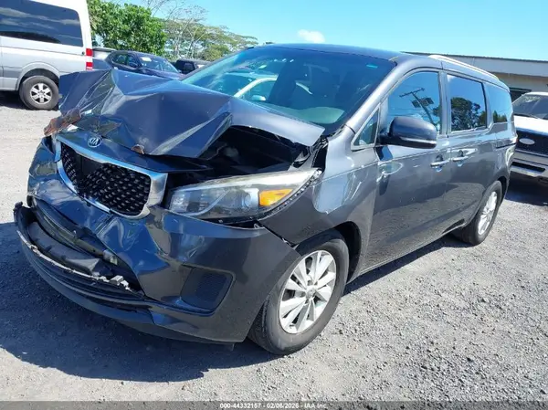 KNDMB5C13G6116409 2016 KIA SEDONA - Image 2