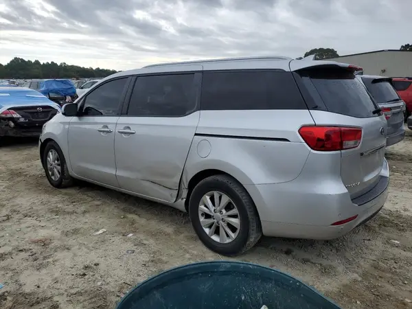 KNDMB5C13G6120752 2016 KIA SEDONA - Image 2