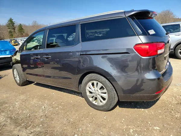 KNDMB5C13G6121058 2016 KIA SEDONA - Image 2