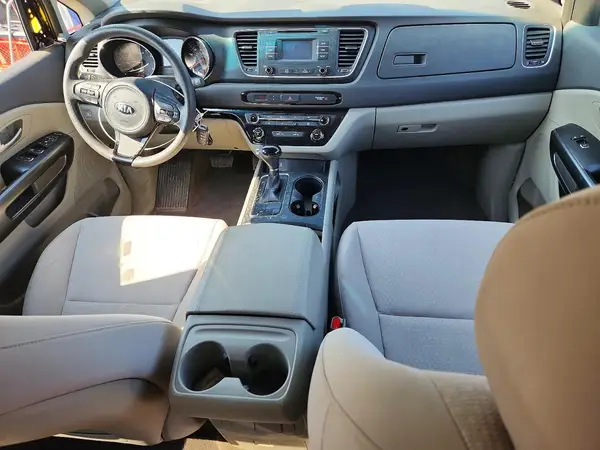 KNDMB5C13G6121058 2016 KIA SEDONA - Image 8
