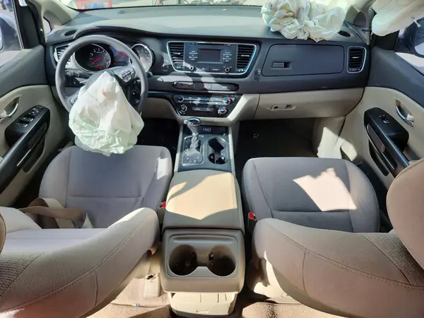 KNDMB5C13G6126941 2016 KIA SEDONA - Image 8