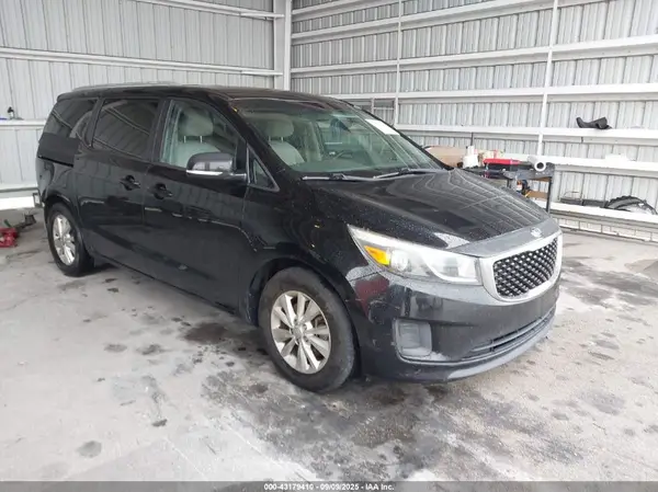 KNDMB5C13G6130083 2016 KIA SEDONA - Image 1