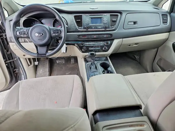 KNDMB5C13G6130536 2016 KIA SEDONA - Image 8