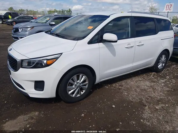 KNDMB5C13G6131329 2016 KIA SEDONA - Image 2