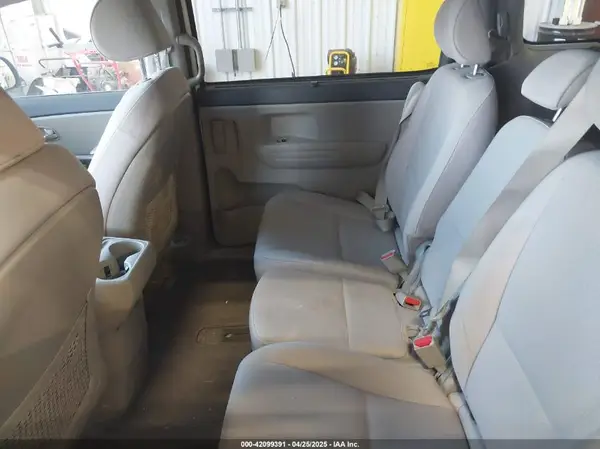 KNDMB5C13G6132500 2016 KIA SEDONA - Image 8