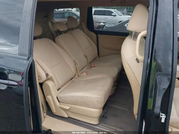 KNDMB5C13G6142234 2016 KIA SEDONA - Image 8