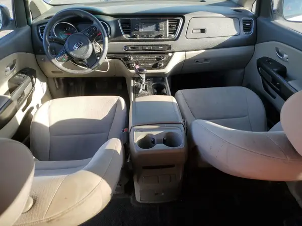 KNDMB5C13G6164699 2016 KIA SEDONA - Image 8