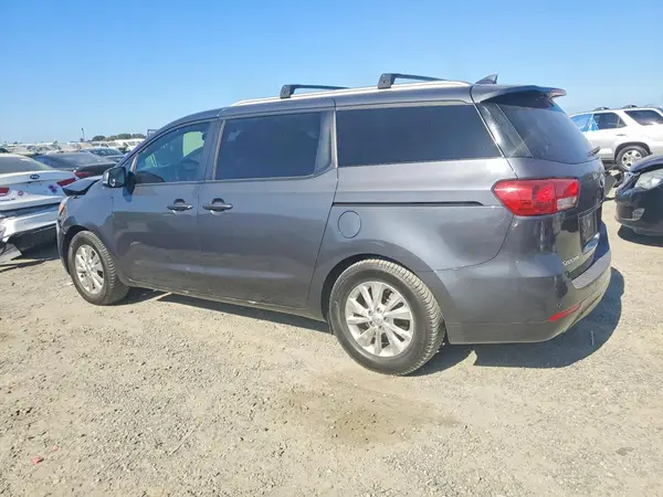 KNDMB5C13G6165593 2016 KIA SEDONA - Image 2