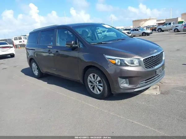 KNDMB5C13G6168106 2016 KIA SEDONA - Image 1