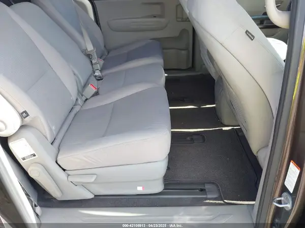 KNDMB5C13G6168106 2016 KIA SEDONA - Image 8