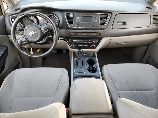 KNDMB5C13G6173029 2016 KIA SEDONA - Image 8