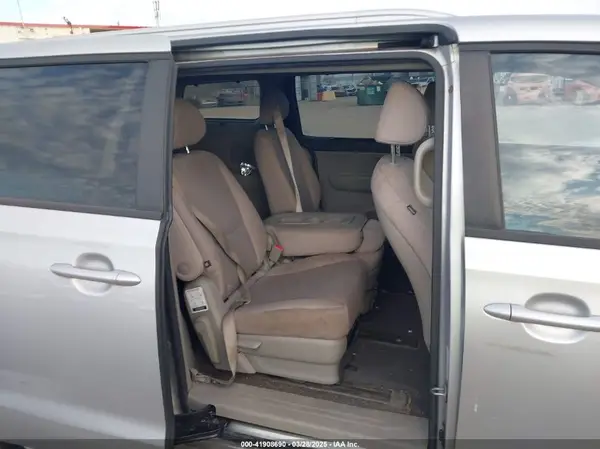 KNDMB5C13G6179817 2016 KIA SEDONA - Image 8