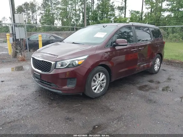 KNDMB5C13G6182278 2016 KIA SEDONA - Image 2