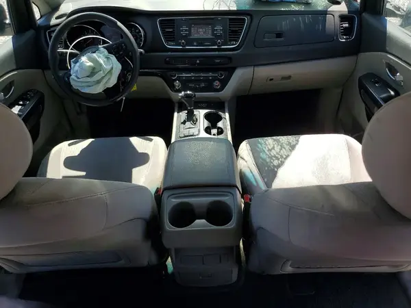 KNDMB5C13G6183947 2016 KIA SEDONA - Image 8