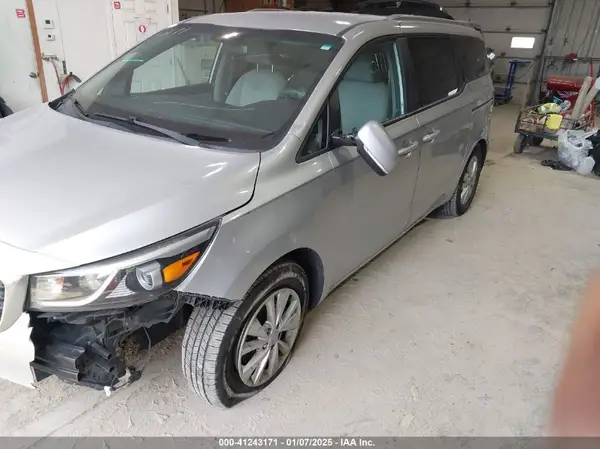 KNDMB5C13G6187237 2016 KIA SEDONA - Image 2