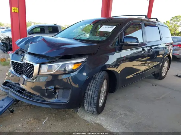 KNDMB5C13G6188789 2016 KIA SEDONA - Image 2