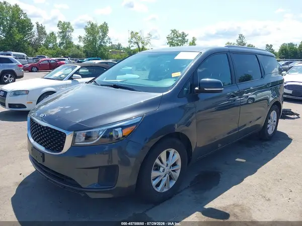 KNDMB5C13G6189523 2016 KIA SEDONA - Image 2