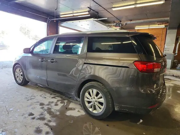 KNDMB5C13G6190865 2016 KIA SEDONA - Image 2