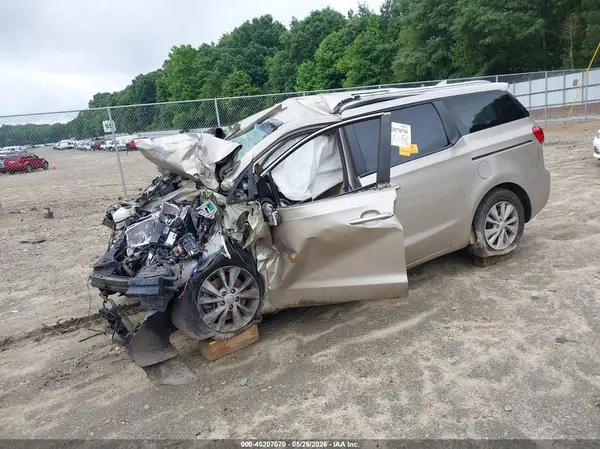 KNDMB5C13G6191739 2016 KIA SEDONA - Image 2