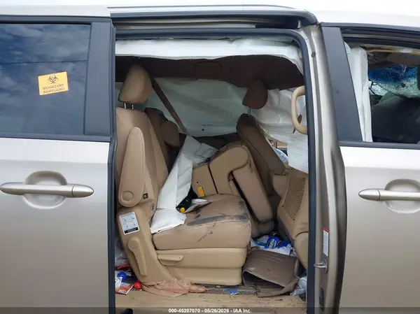 KNDMB5C13G6191739 2016 KIA SEDONA - Image 8