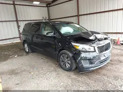 KNDMB5C13G6197623 2016 KIA SEDONA