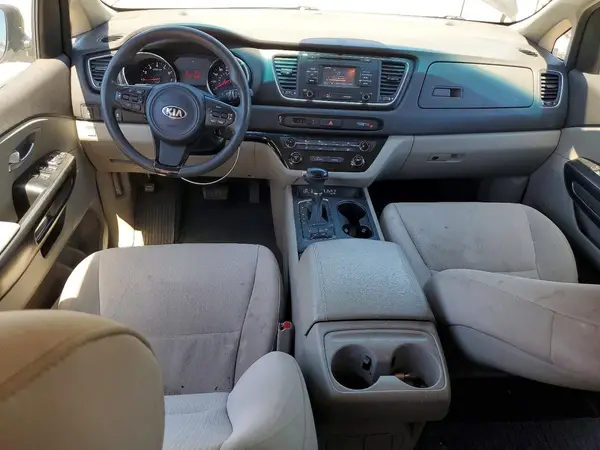 KNDMB5C13G6197833 2016 KIA SEDONA - Image 8