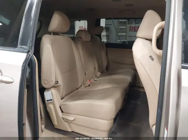 KNDMB5C13G6199954 2016 KIA SEDONA - Image 8