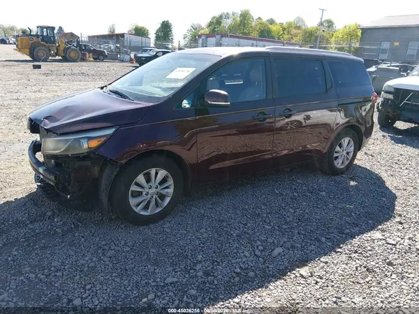 KNDMB5C13G6209852 2016 KIA SEDONA - Image 2